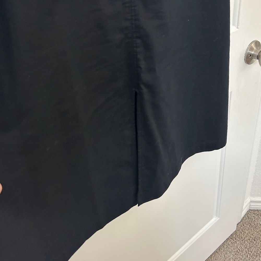 Elegant Linen Blend Black Sleeveless Dress from Banana Republic, Size 10 - Picture 2 of 6